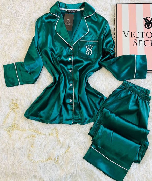 Жіноча піжама Victoria's Secret