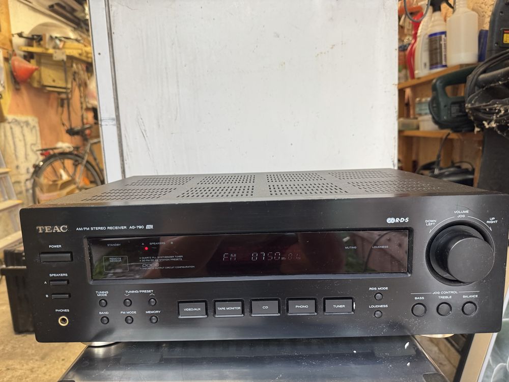 Amplituner Teac AG-790