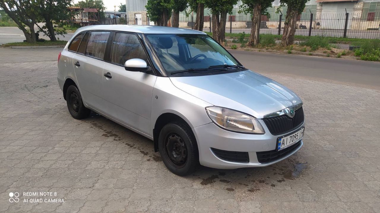 Оренда авто(аренда авто) під таксі та особисті цілі
