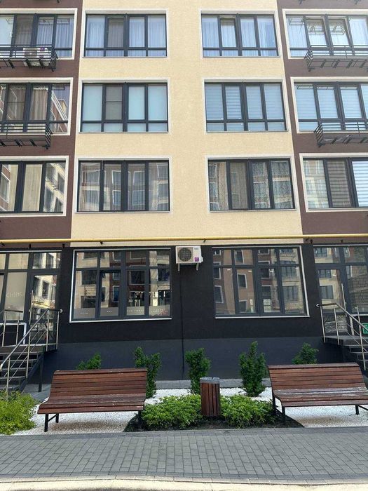 Продаж 2-кімнатної квартири в новому будинку в центрі міста