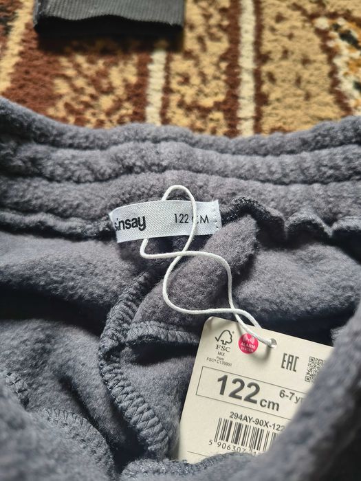 2pak ciepłych spodni chłopięcych 122 + koszulka termiczna 98/104