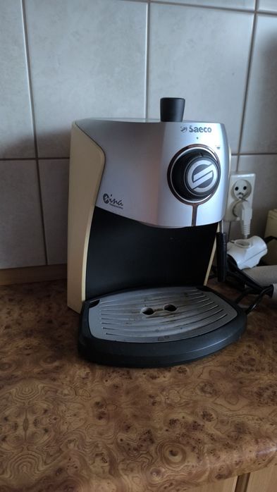 Ekspres ciśnieniowy Saeco, kolbowy