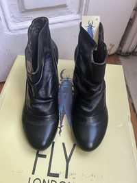 Botas Fly London novas