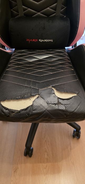 Cadeira gaming usada