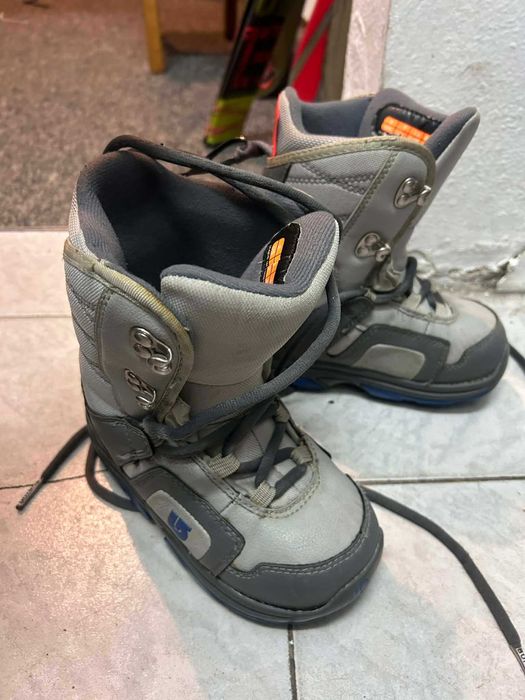 Buty snowboardowe sznurowane- Burton- r.33/Sklep-Serwis