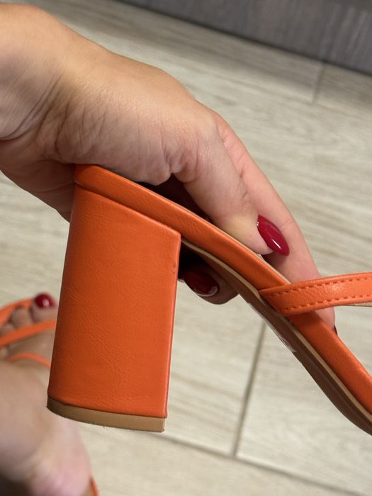 Мюлі жіночі 37-38 розмір