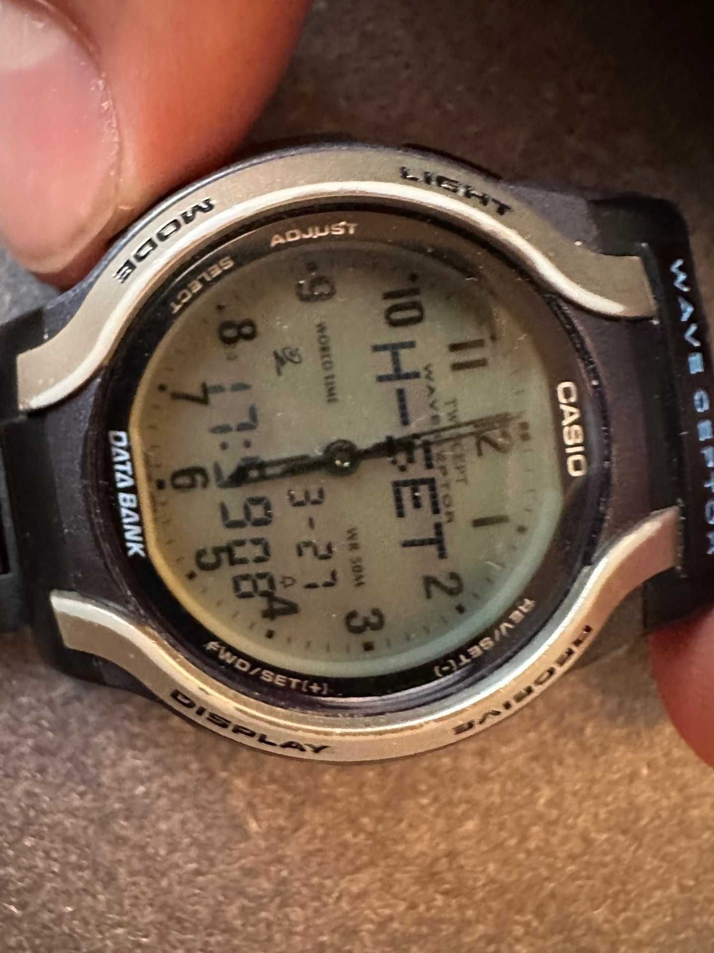Zegarek Casio WVA-200 Twincept Waveceptor