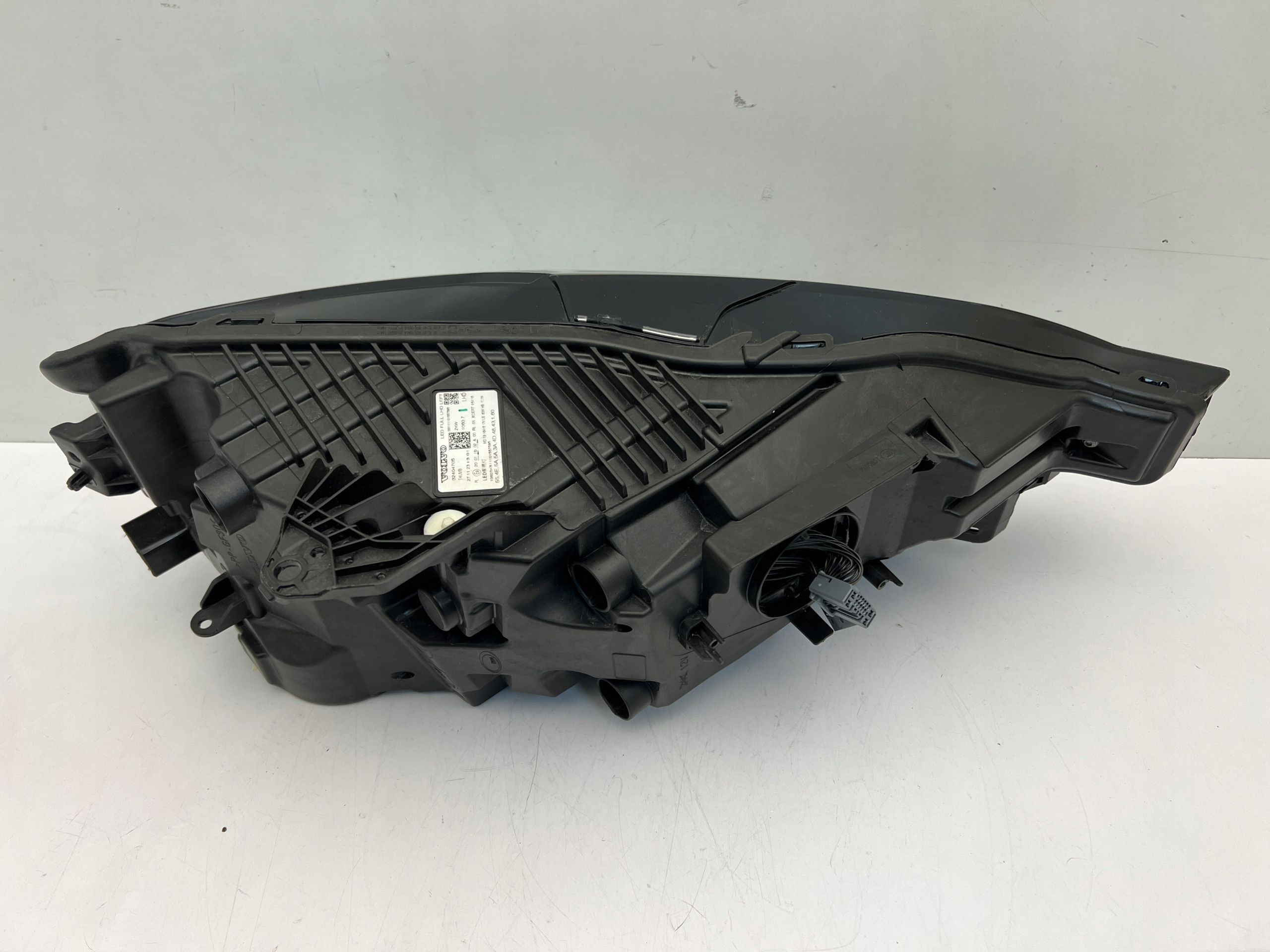 Volvo XC60 II Lift Lampa Przednia Lewa Full Led 2022