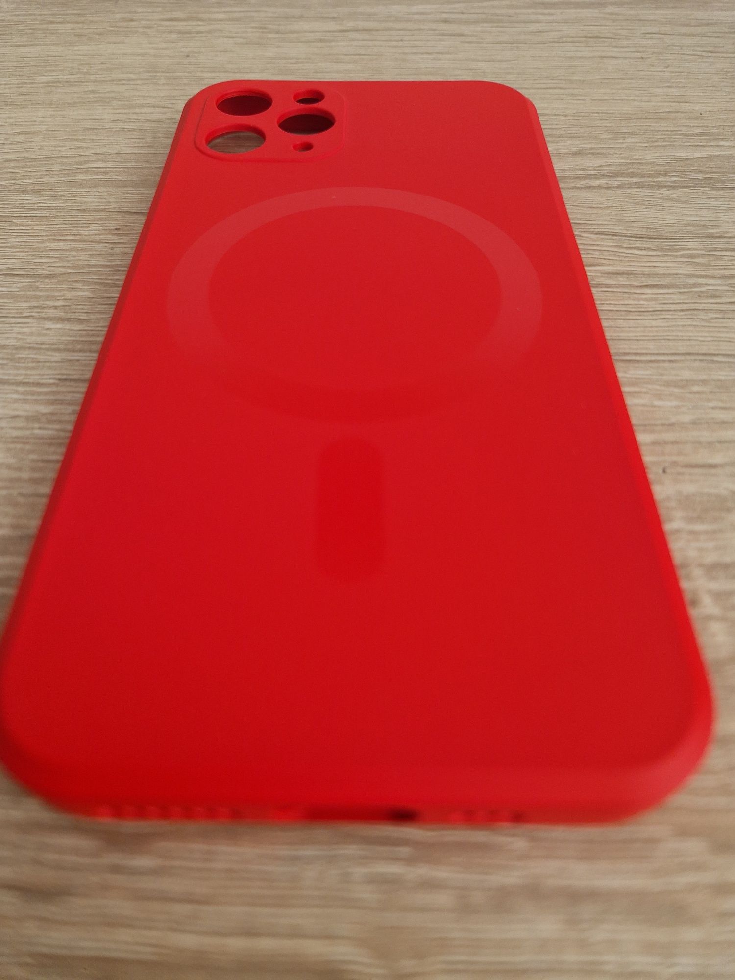 Etui TEL PROTECT MagSilicone Case do Iphone 11 Pro Czerwony