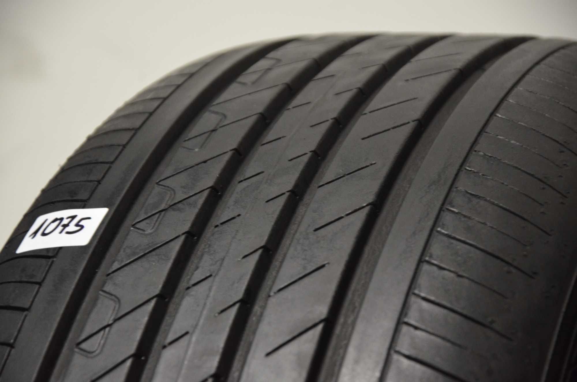 2022, 215/50 R18 Goodyear EfficientGrip Performance Komplet nr1075