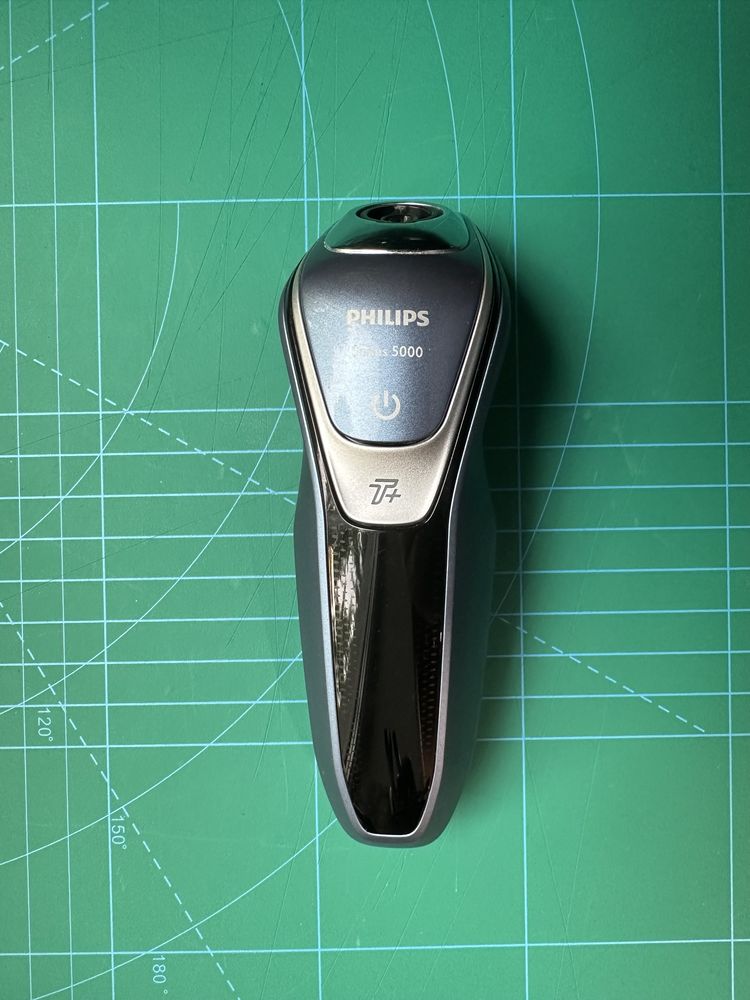 Електробритва Philips S5630