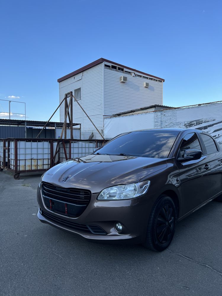 Продам Peugeot 301