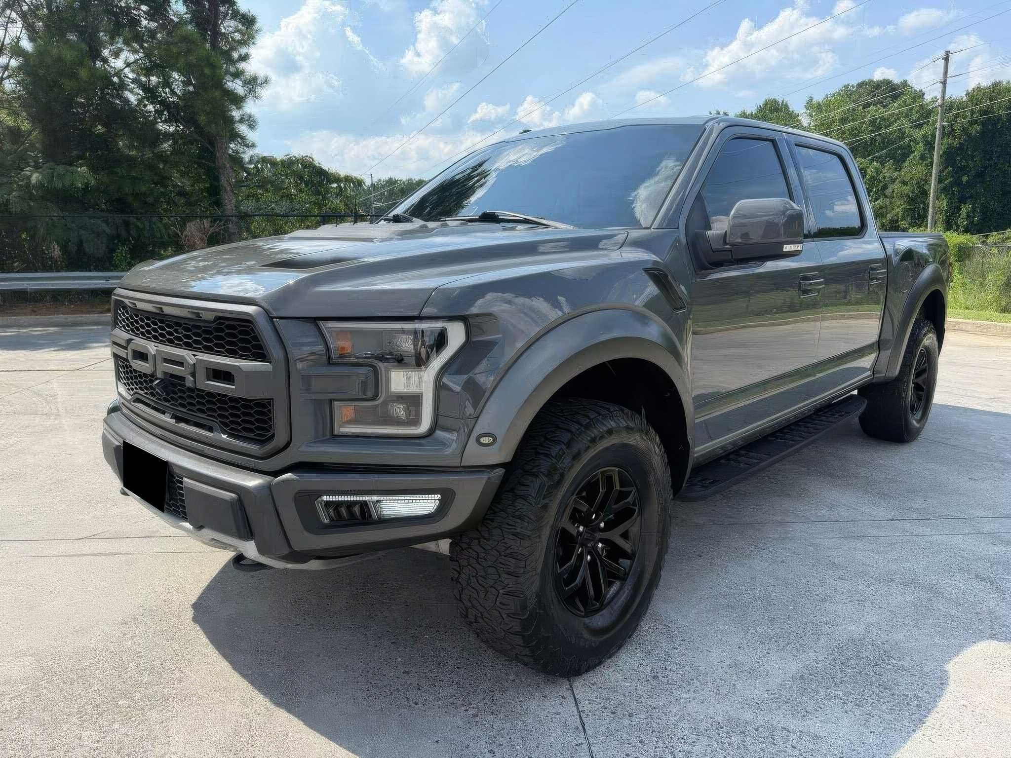 2018 Ford F-150 Raptor SuperCrew 4WD