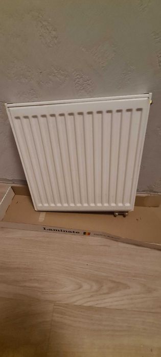 Grzejnik ścienny 50 x 50 cm 1 płytowy PURMO