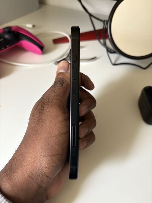 Iphone 16 preto 128GB