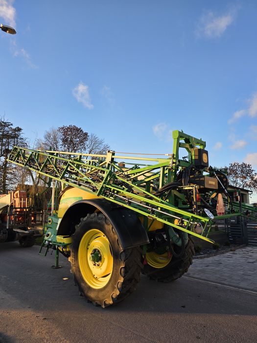 Opryskiwacz John Deere 732 , 28m