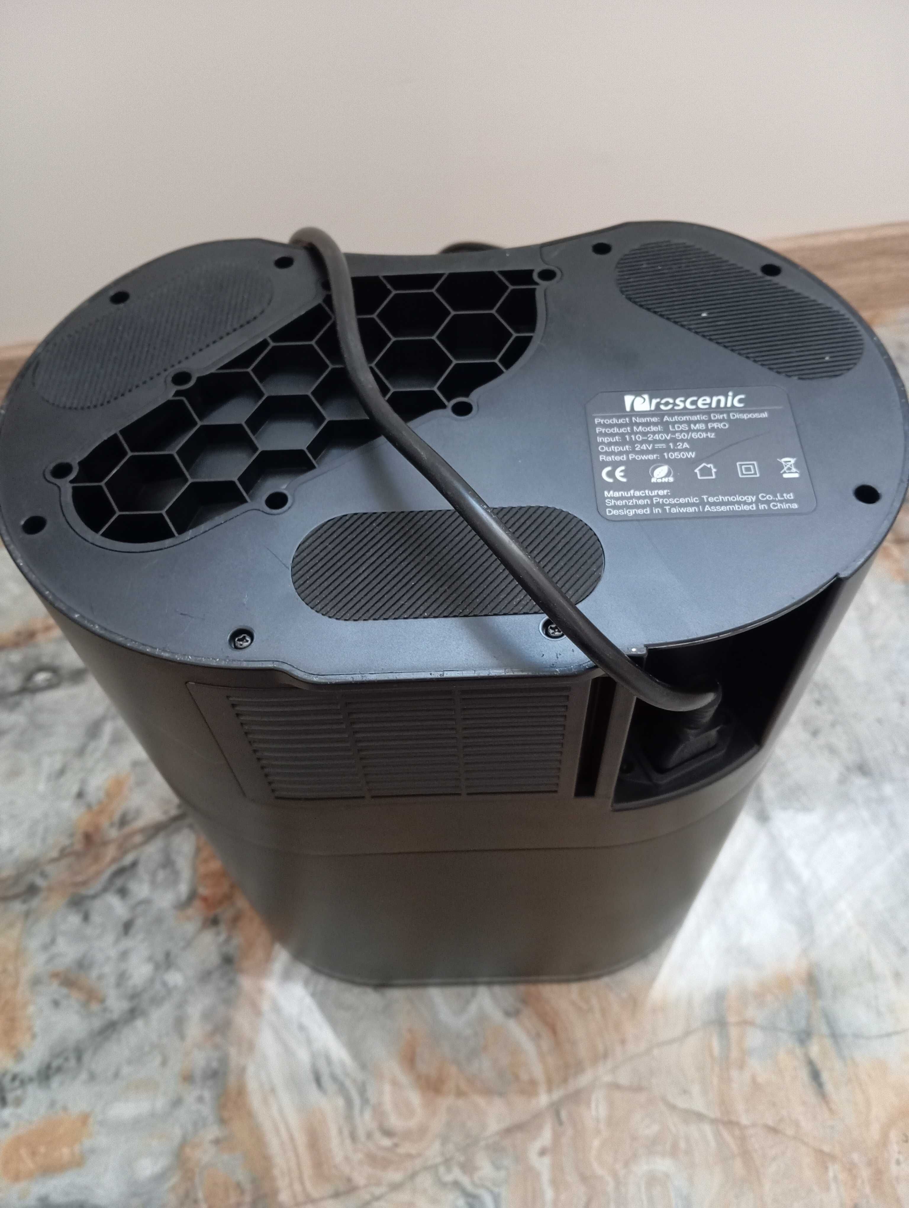 Robot odkurzający