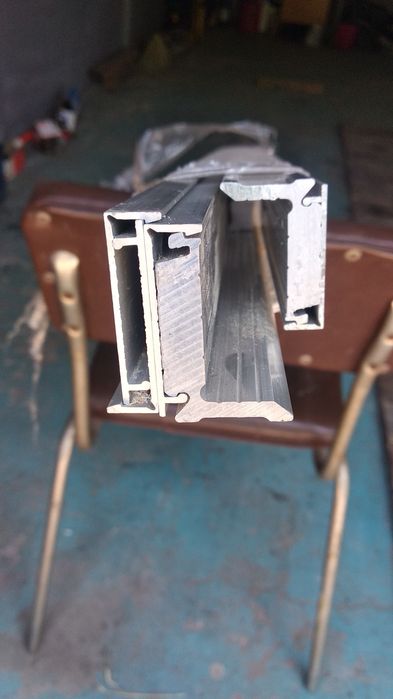 Клемный профиль стеклянные перегородки