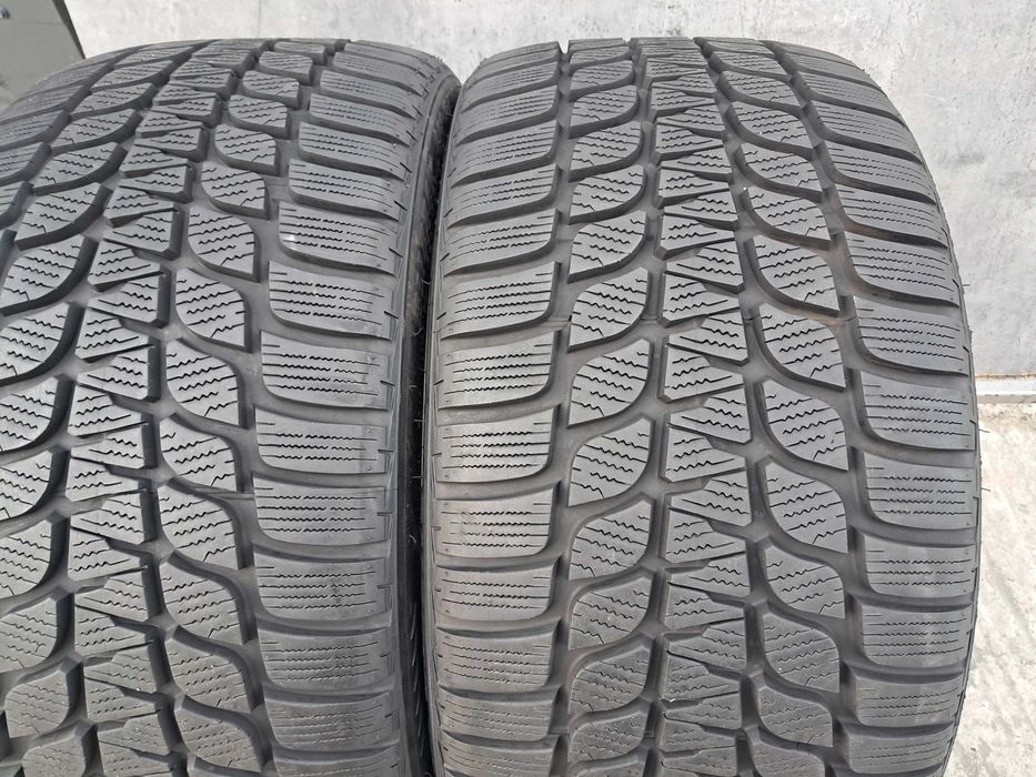 Резина зима 90% протектор Bridgestone 255/35 R18 Blizzak LM 25 V