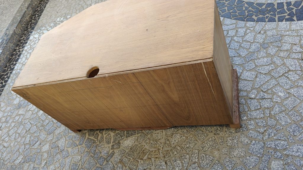 Móvel Televisão de madeira maciço