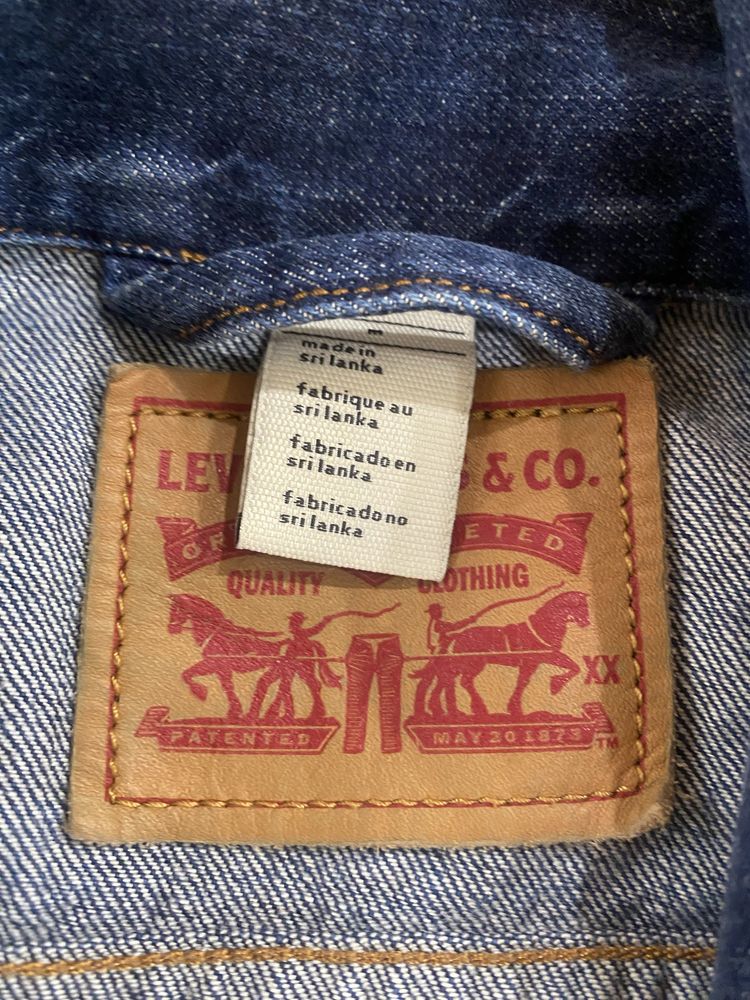 Джинсова куртка Levis