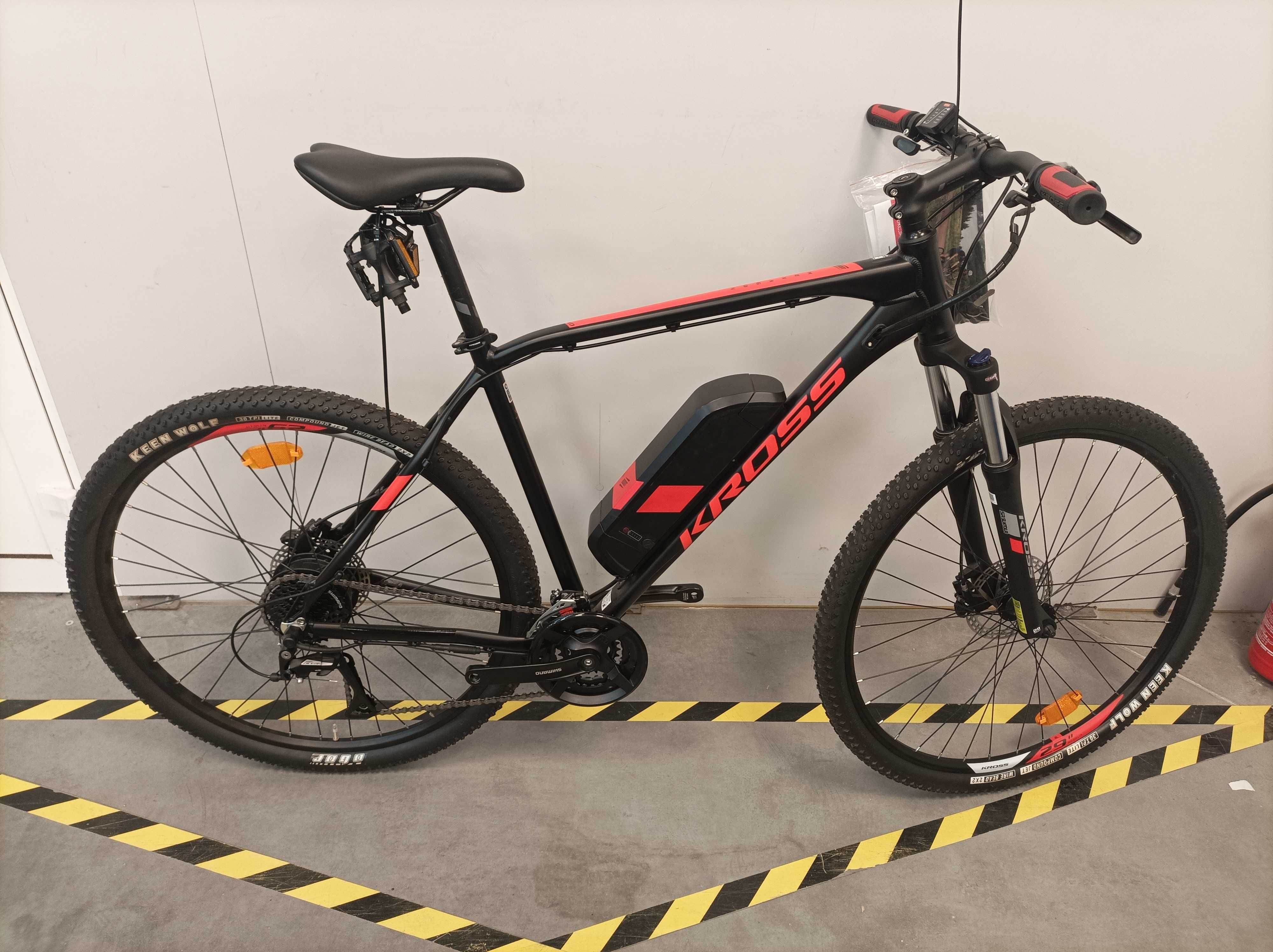 Rower elektryczny Kross Hexagon Boost 1.0 OUTLET