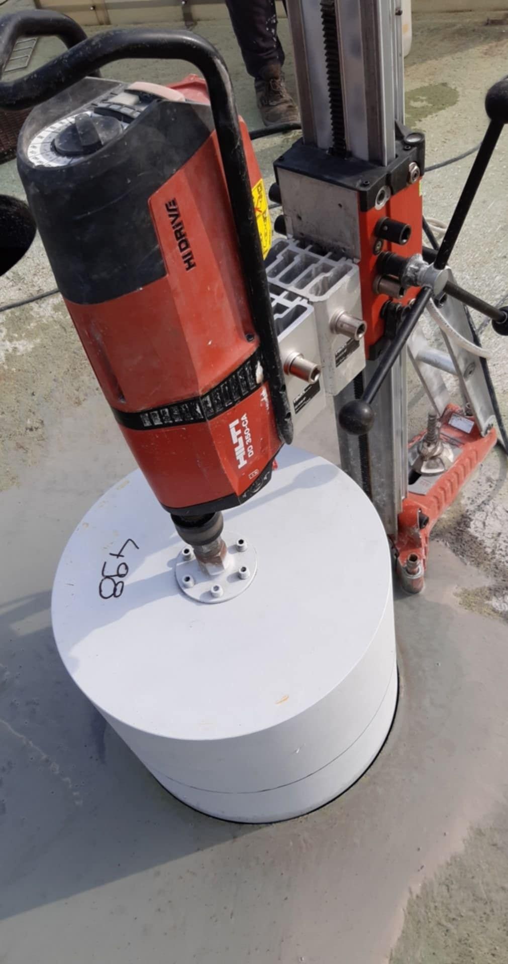 Wiercenie otworów, przewierty w betonie,ciecie betonu, wiertnica,hilti