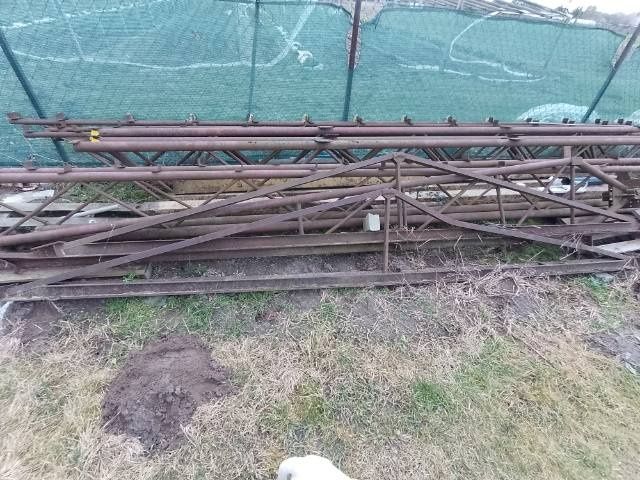 Stal na Halę Do adaptacji