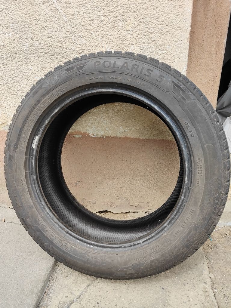 Opony zimowe komplet R18