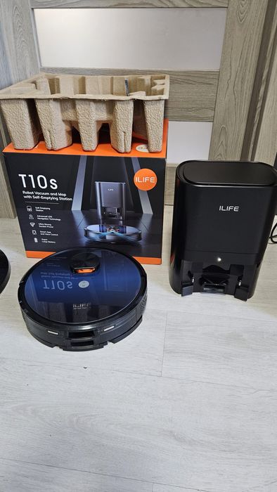 Robot sprzątający iLIFE T10s czarny mopujacy