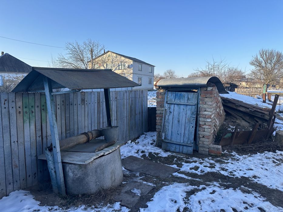 Без %%% Продаж будинку з землею в центрі с. Семиполки