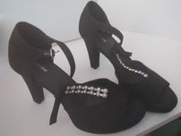Buty wyjściowe zamszowe r 39