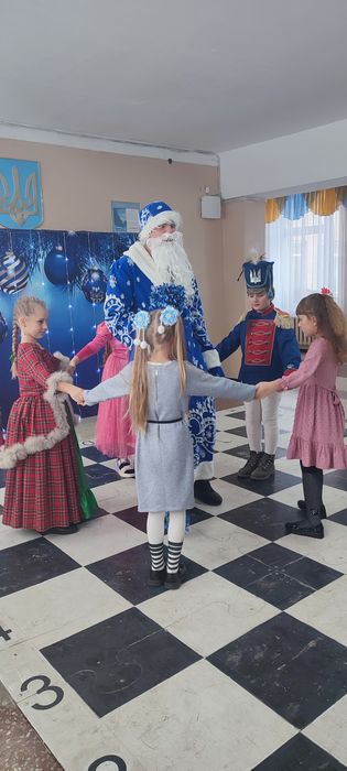 Нарядне плаття для дівчинки 128-135см