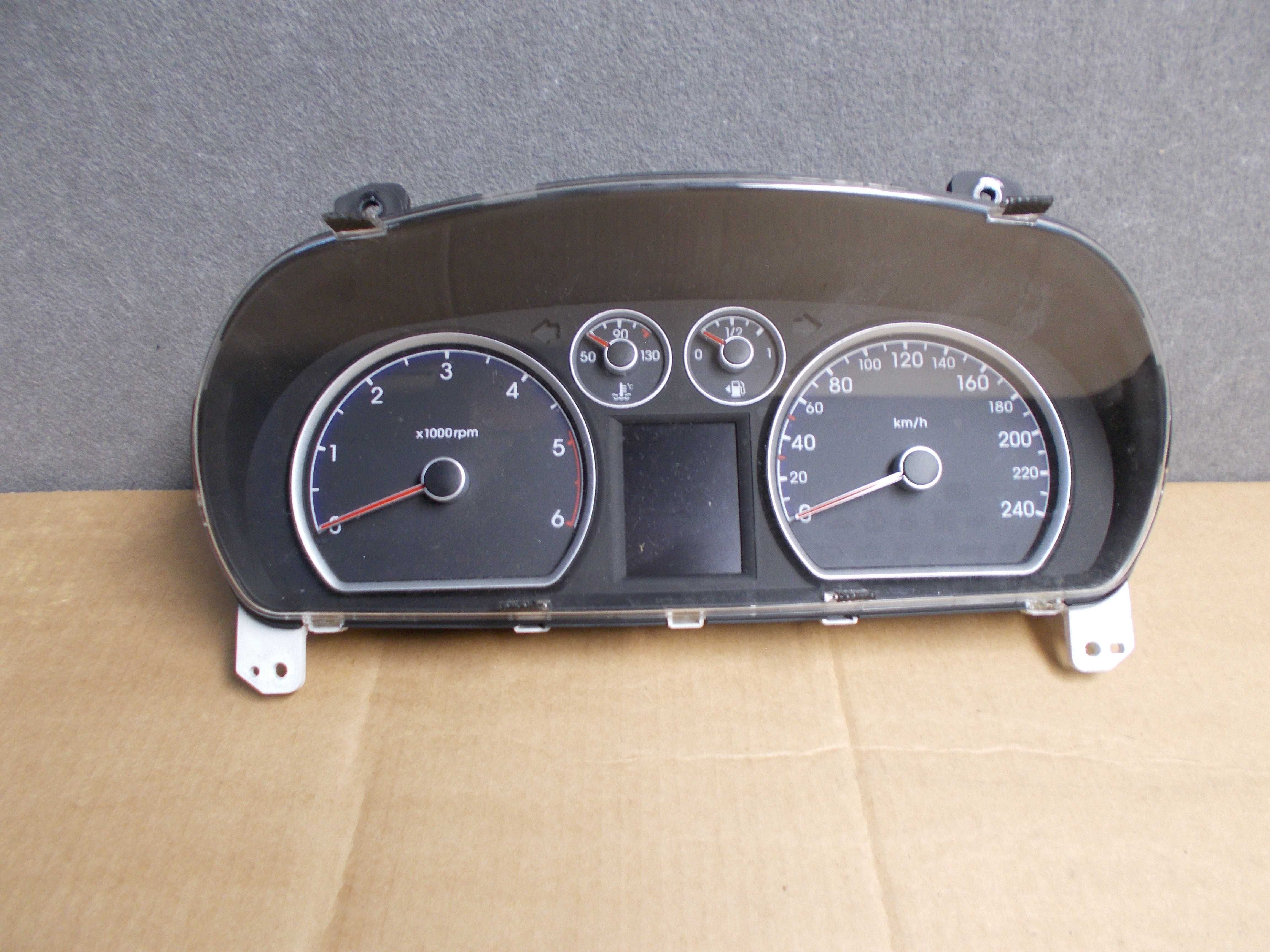 hyundai i30 1.6 crdi 09r licznik zegary prędkościomierz
