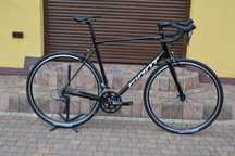Giant Contend 2 Shimano Claris 2x8 rozmiar XL 2024 NOWY