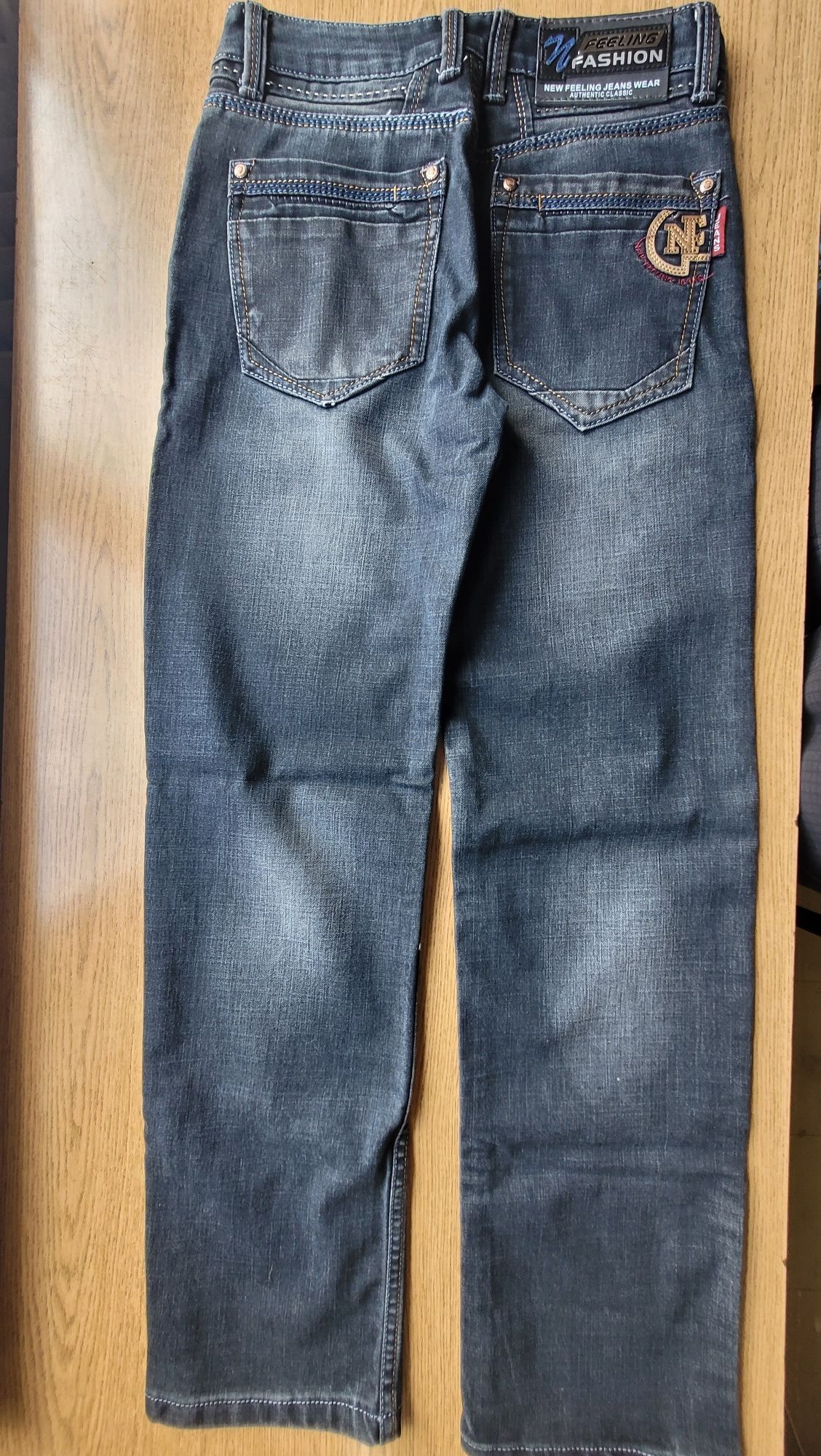 Spodnie jeansowe r.28 nowe bez metki