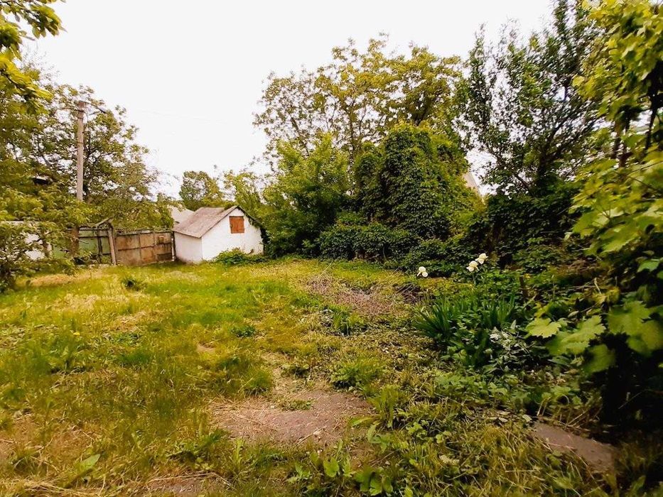 Історичний центр і крапка.