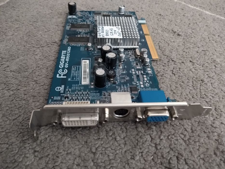 Ati Radeon 9550 AGP 128MB retro karta graficzna Gigabyte