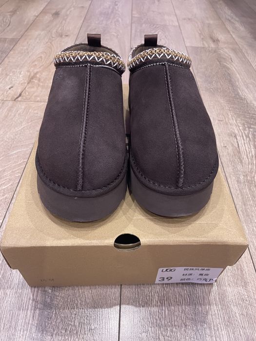 Крутезні жіночі короткі уггі на платформі Ugg Tazz
