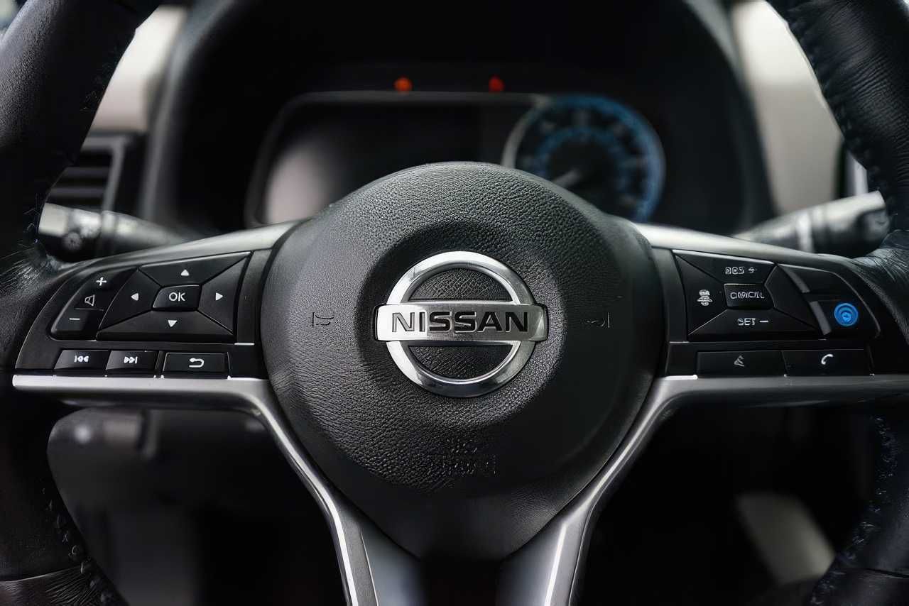 2018 Nissan LEAF SL