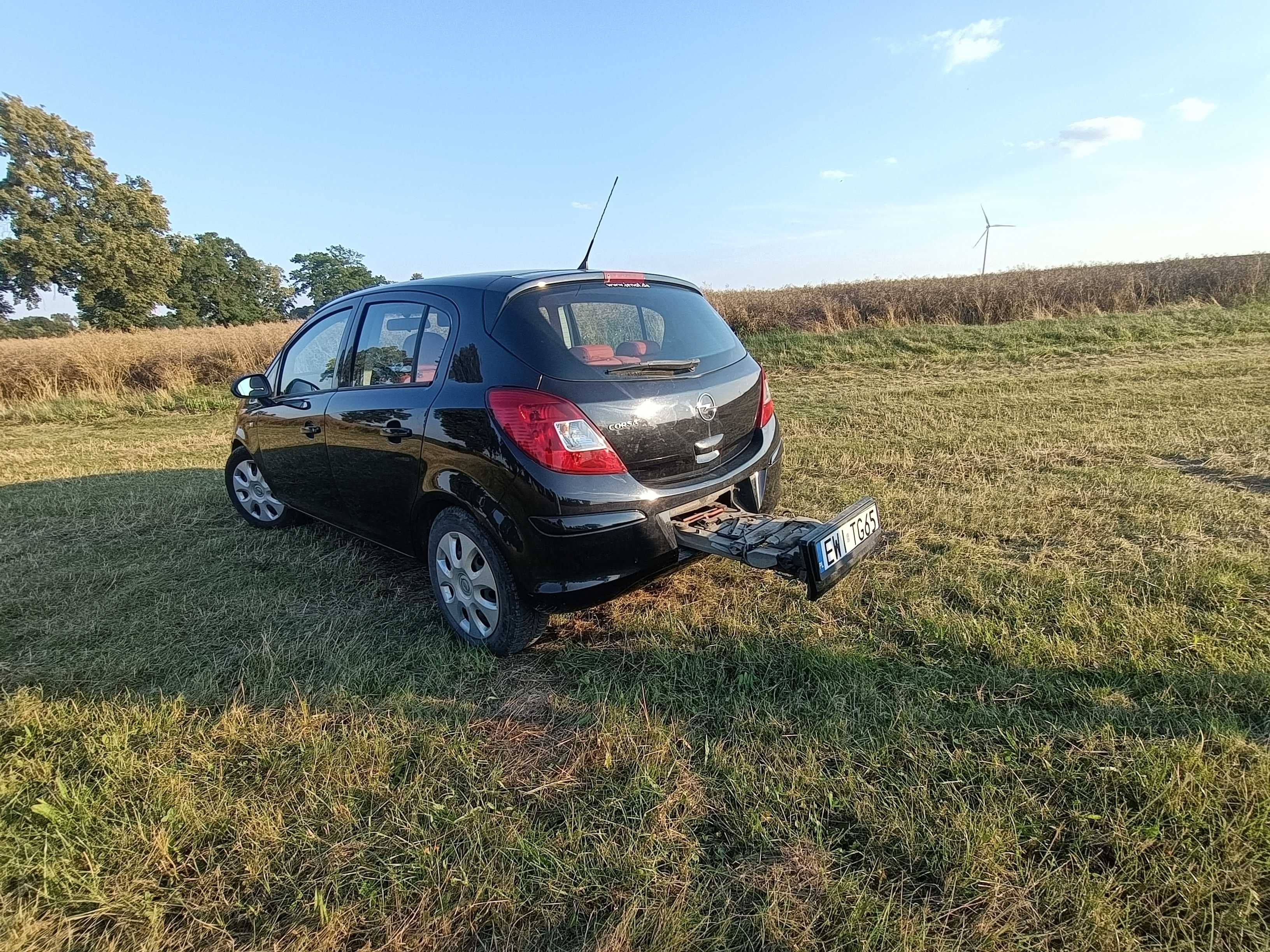 Opel Corsa 1.2 benzyna stan bardzo dobry
