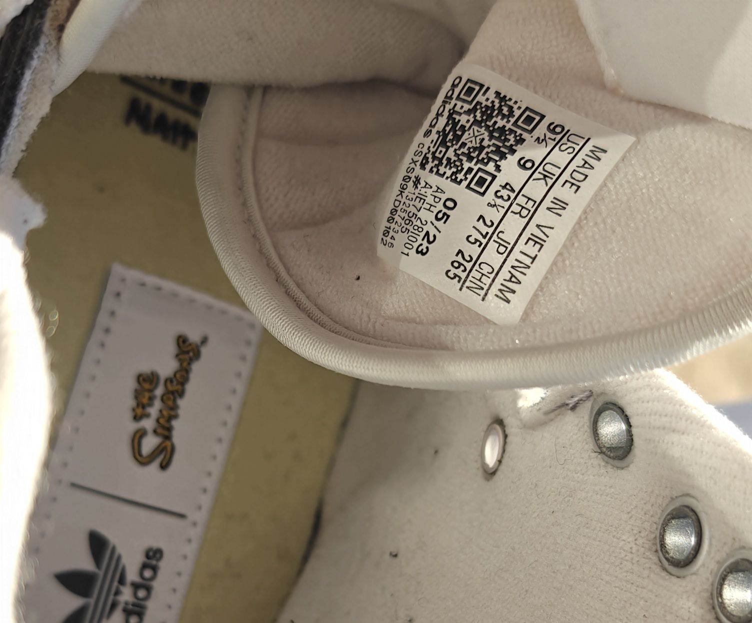 Nowe buty Adidas Rivalry the Simpsons scrachy forum high air force mid