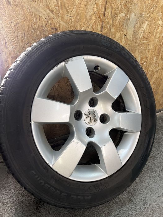 Alufegi Peugeot 308 215/55/R16 4x108 Opony Zimowe