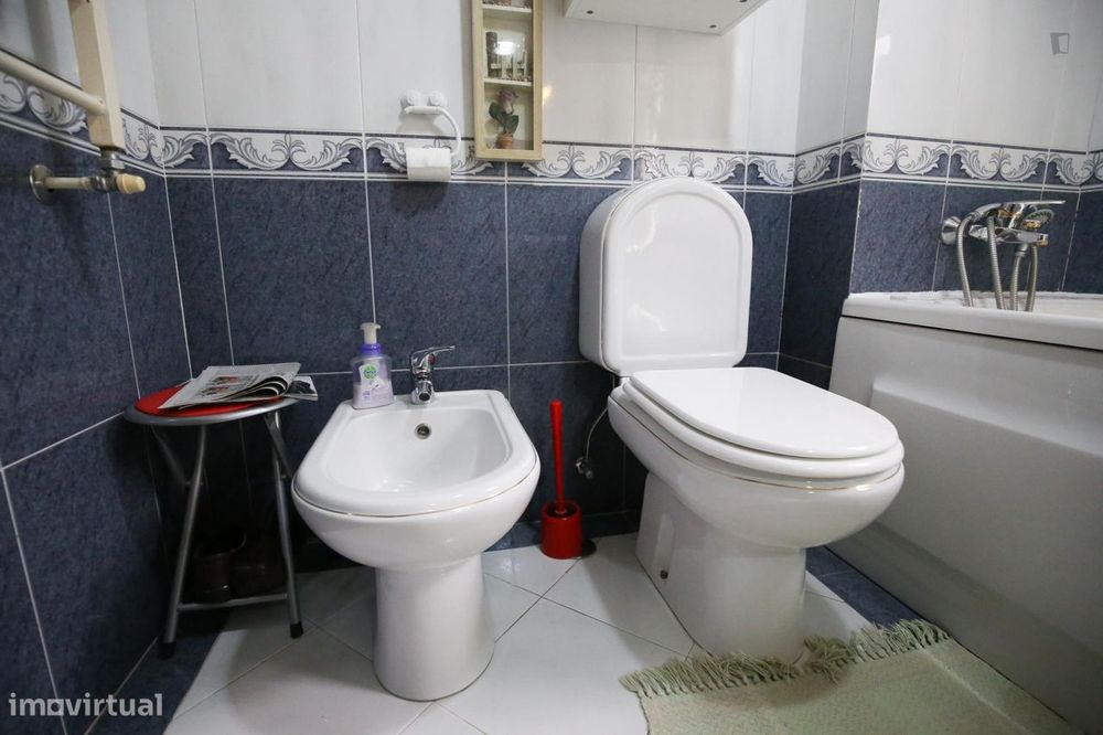 28316 - Quarto com cama de solteiro em casa com...