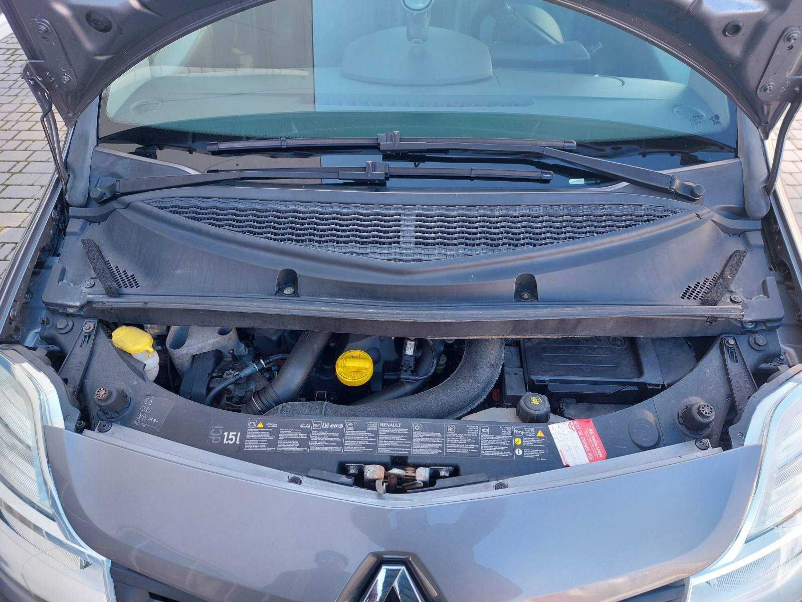 Свежепригнанный Renault Modus 1,5dCi (на коже с панорамой)
