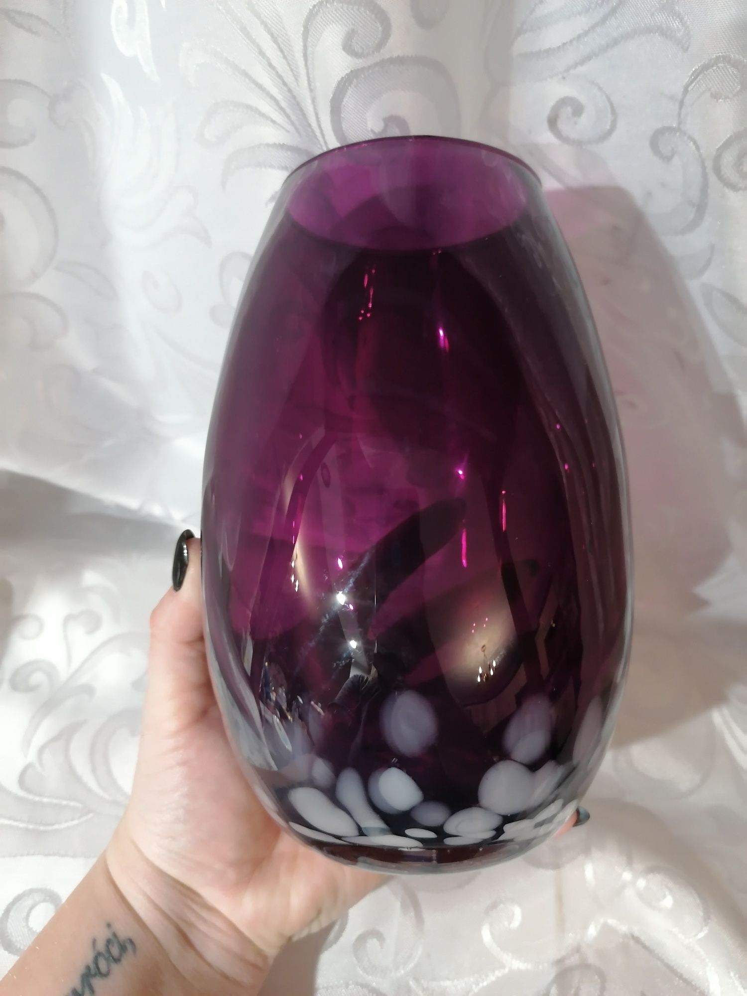 Niespotykany szklany fioletowy wazon polecam