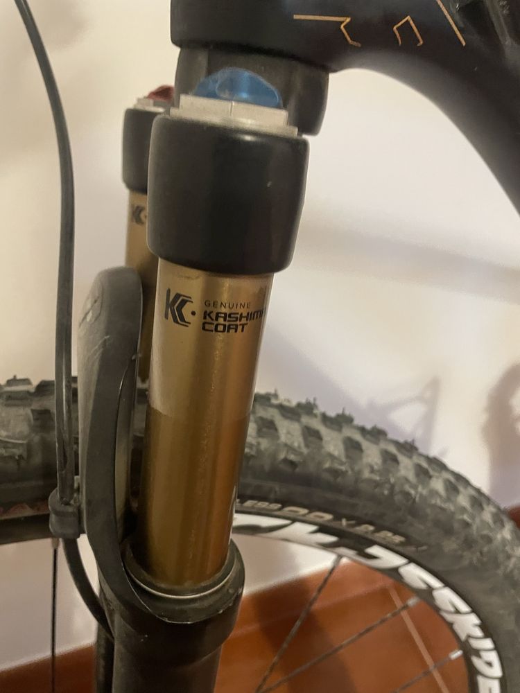 Biciclete e carbono snhimano xt roda 29