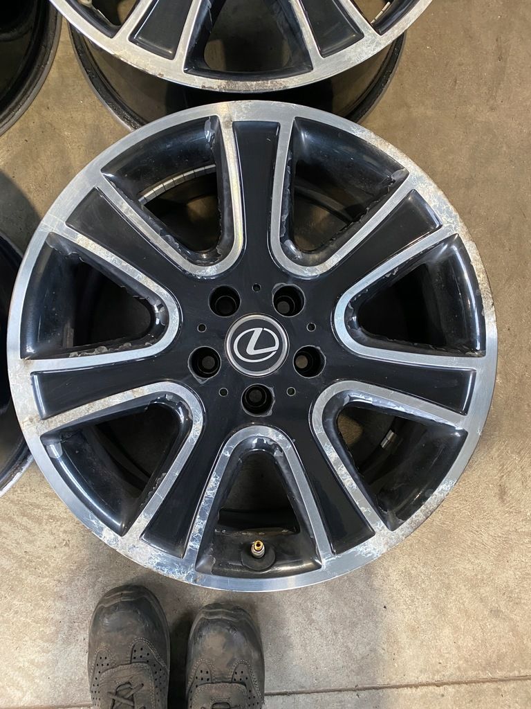 felgi via lexus 5x114,3 et35 8,5x18j czujnik