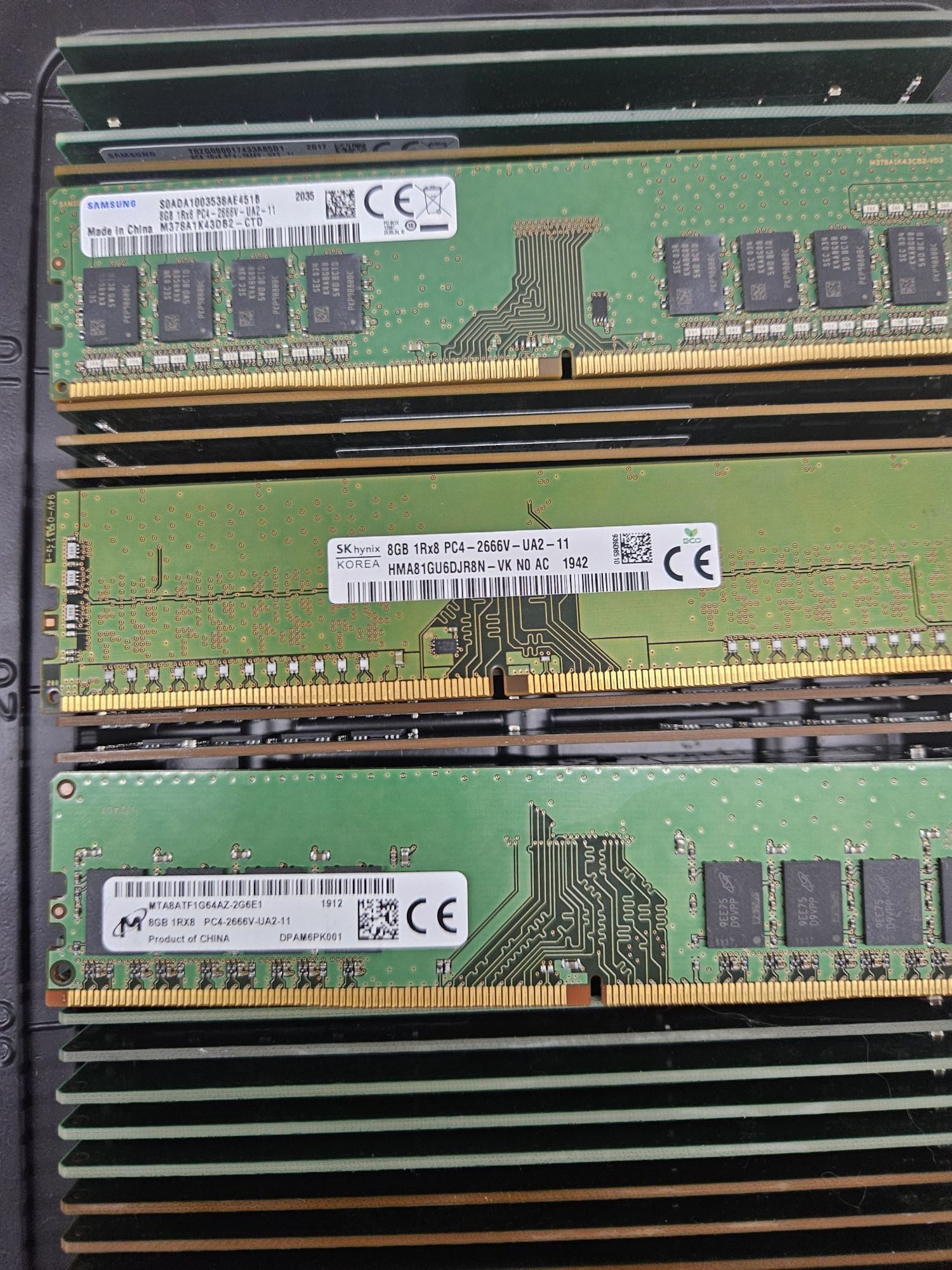 Оперативная память для ПК 8Gb DDR4-2666Mhz (PC4-21300)
