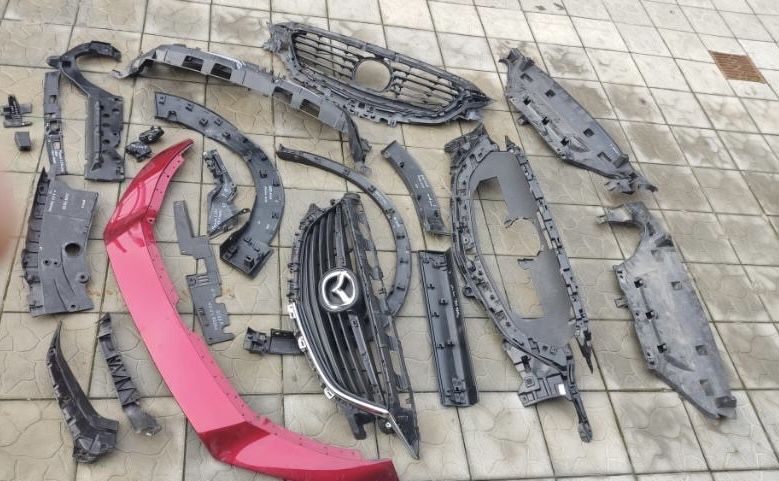 Бампер Мазда Маzda 3,5,6,  CX 5 KB8A-50031